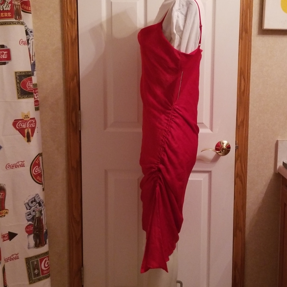 Lulu's - Picture 2 of 6